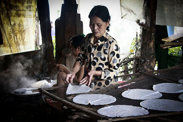 Photograph the lively spirit of Hue’s culinary workshops
